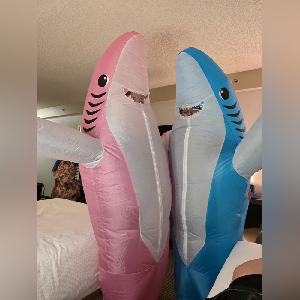 MISSMOBB IS LIVE 🩵🦆 - Picture 7 of 17